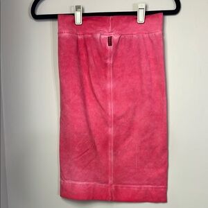 Hard tail skirt